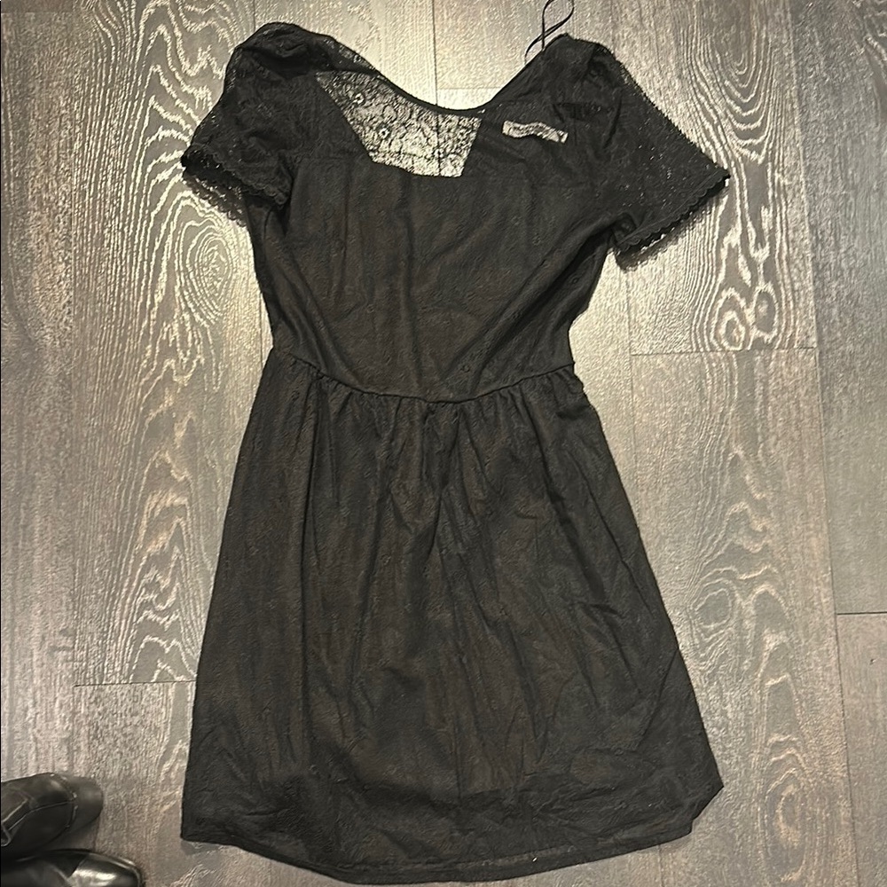 Elegant Black Lace Dress